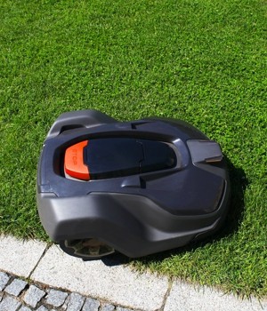 robotic-lawn-mower-market-2023